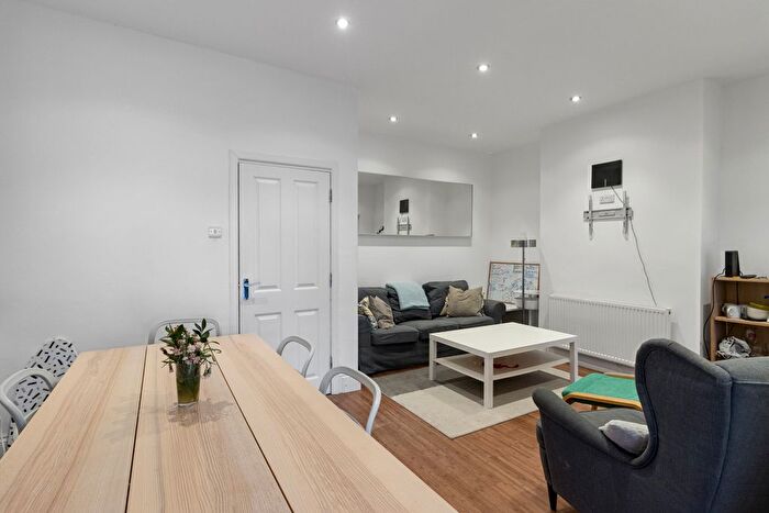 5 Bedroom Terraced House To Rent In Pinhoe Road, Exeter, EX4