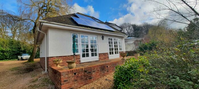 2 Bedroom Bungalow To Rent In Feniton, EX14