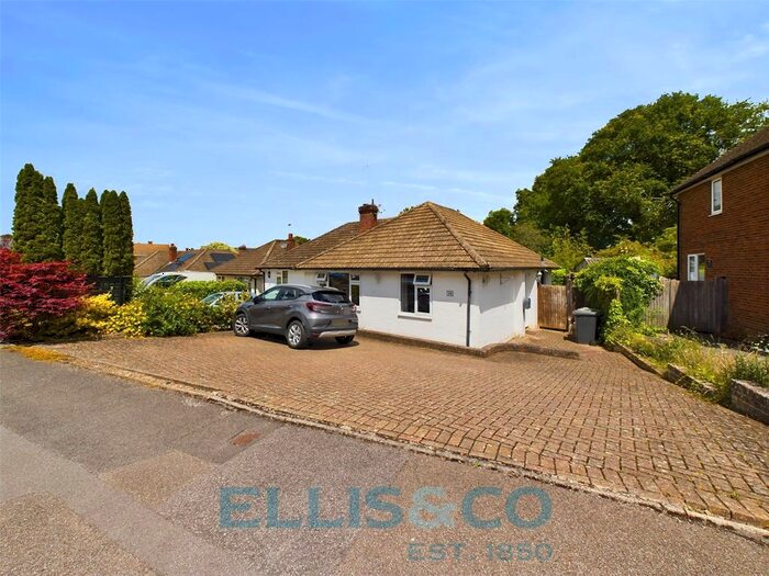 2 Bedroom Bungalow To Rent In Nursery Close, Tonbridge, TN10