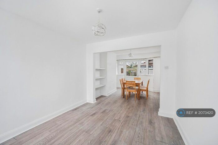 3 Bedroom Terraced House To Rent In Dean Drive, Stanmore, HA7