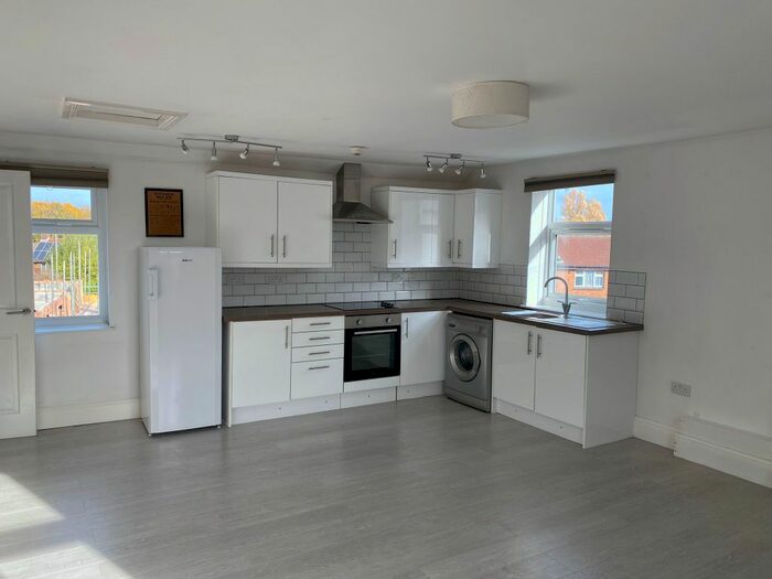 1 Bedroom Flat To Rent In Town Street, Pinxton NG16
