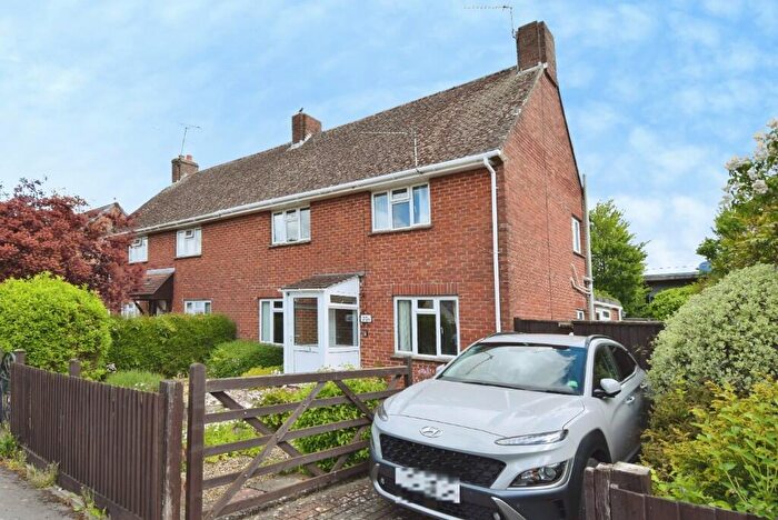 3 Bedroom Semi-Detached House For Sale In James Road, Amesbury, SP4