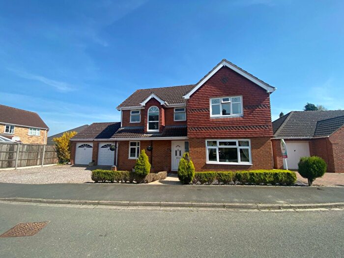 4 Bedroom Detached House For Sale In Vicarage Close, Cowbit, Spalding, PE12