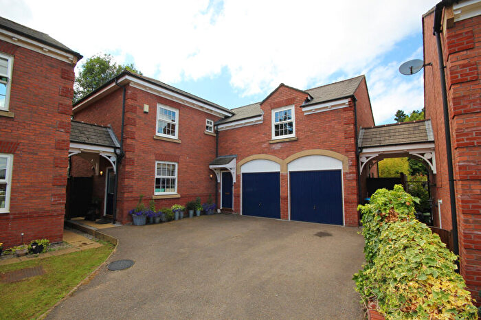 5 Bedroom Detached House For Sale In The Courtyard, Gorstage, CW8