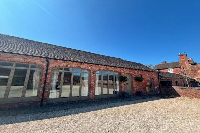 2 Bedroom Barn Conversion To Rent In Old Hall Court, Lichfield, WS13