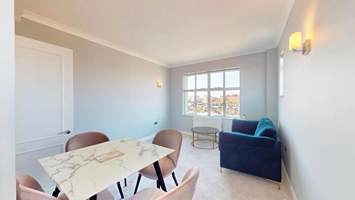 1 Bedroom Flat To Rent In Cheyne Place, Chelsea Embankment, SW3