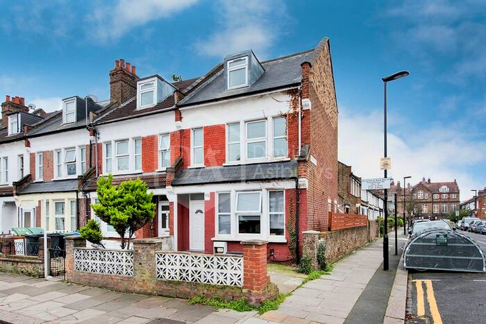 2 Bedroom Flat To Rent In Cranleigh Road, Turnpike Lane Harringay, London N15