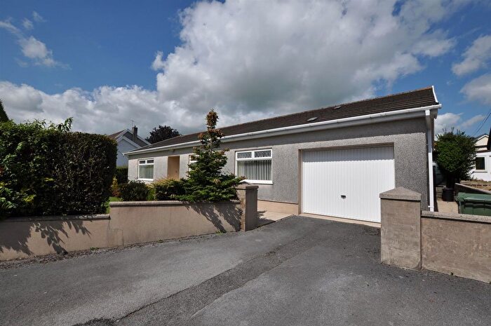 3 Bedroom Detached Bungalow For Sale In Lon Wen, St. Clears, Carmarthen, SA33