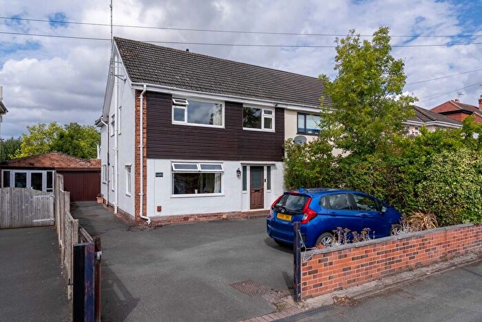 4 Bedroom Semi-Detached House For Sale In Caughall Road, Upton, CH2