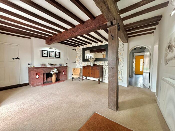 6 Bedroom Detached House For Sale In Chestnut House, East End, Long Clawson, LE14