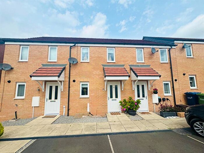 2 Bedroom Property For Sale In Whitethroat Close, Hetton-Le-Hole, Houghton Le Spring, DH5
