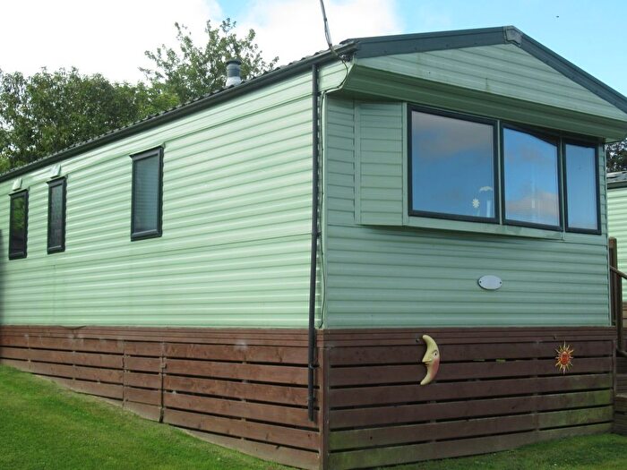 2 Bedroom Mobile/park Home For Sale In Edmundbyers, Consett, DH8