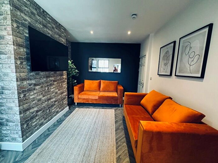 6 Bedroom Terraced House To Rent In Henshall Street - House Share - July, CH1