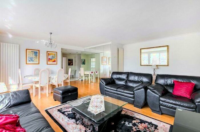 2 Bedroom Apartment To Rent In Allsop Place, London, NW1