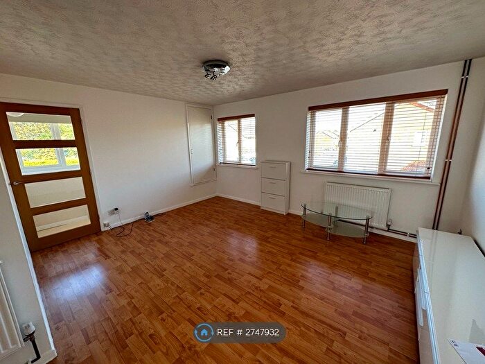 1 Bedroom Flat To Rent In Tudor Road, Weston-Super-Mare, BS22