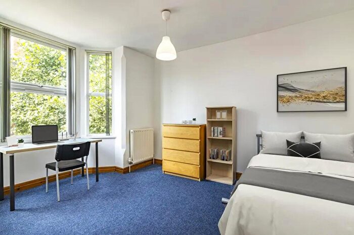 7 Bedroom House To Rent In Church Avenue, Nottingham, NG7