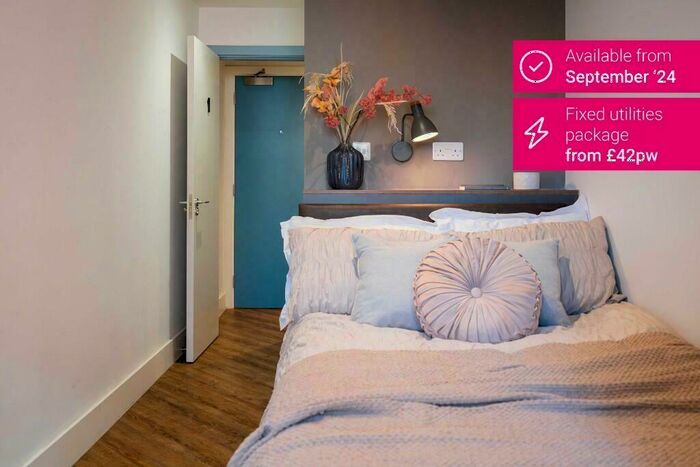 2 Bedroom Apartment To Rent In One Cross Street, M3