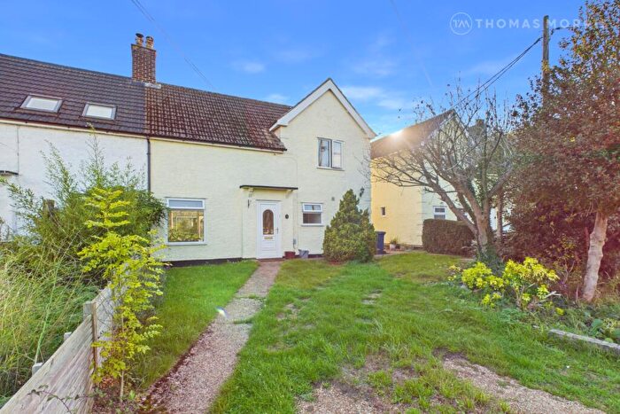 3 Bedroom Semi-Detached House For Sale In School Road, Broughton, Huntingdon, Cambridgeshire, PE28