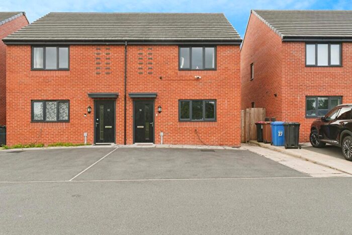2 Bedroom Semi-Detached House For Sale In Poppy Lane, Salford, Greater Manchester, M6