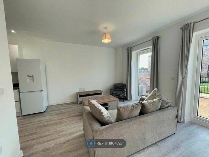 3 Bedroom Terraced House To Rent In Bird Close, Birmingham, B12