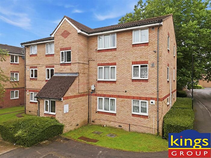 Studio For Sale In Barbot Close, Edmonton, N9