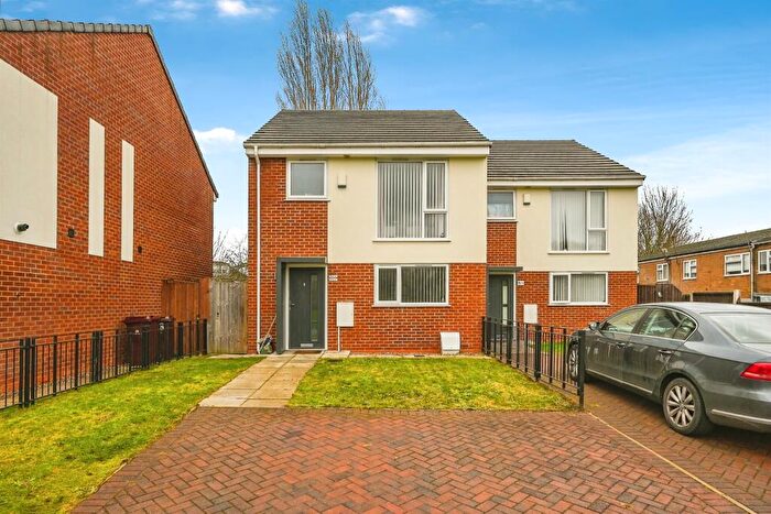 3 Bedroom Semi Detached House For Sale In Maldon Close, Liverpool, L26