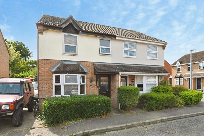 3 Bedroom Semi-Detached House For Sale In Barleyfields, Witham, Essex, CM8