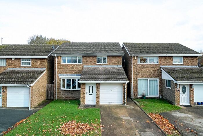 4 Bedroom Detached House For Sale In Crosslands, Caddington, LU1