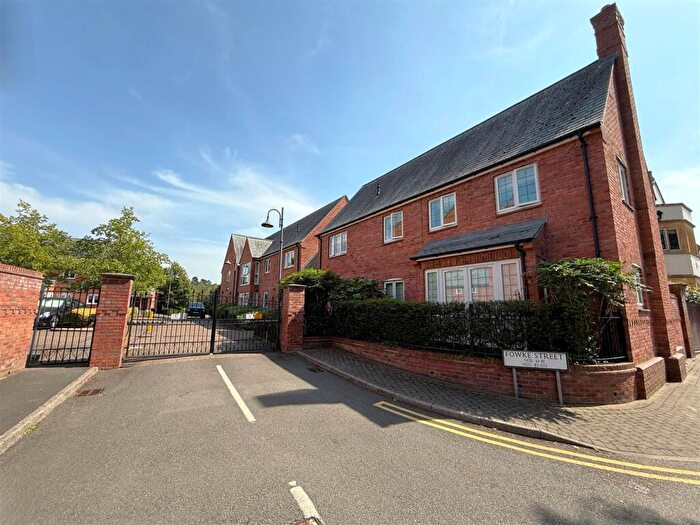 2 Bedroom Apartment For Sale In Fowke Street, Rothley, Leicester, LE7