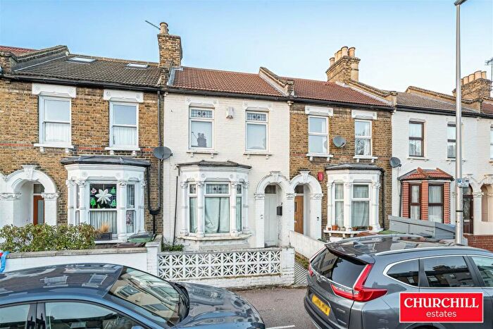 3 Bedroom House For Sale In Cann Hall Road, Leytonstone, E11