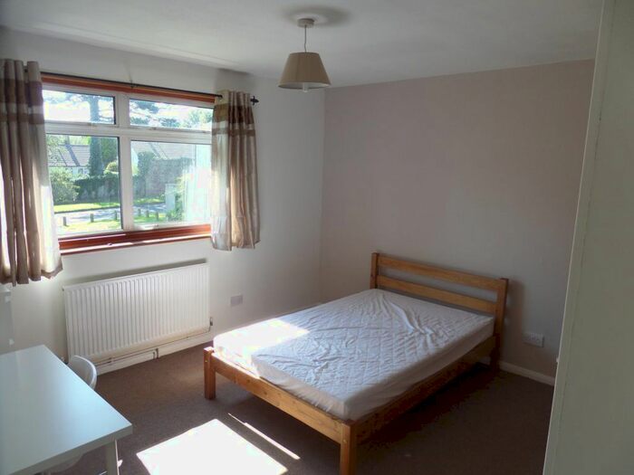 3 Bedroom Property To Rent In Becket Avenue, Canterbury, CT2