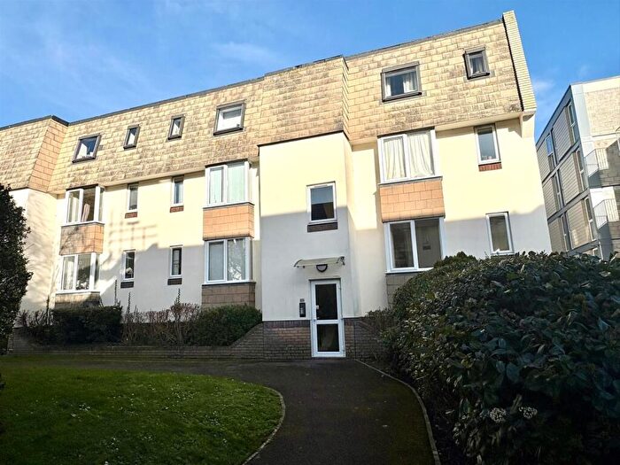2 Bedroom House For Sale In Cecil Place, Southsea, PO5