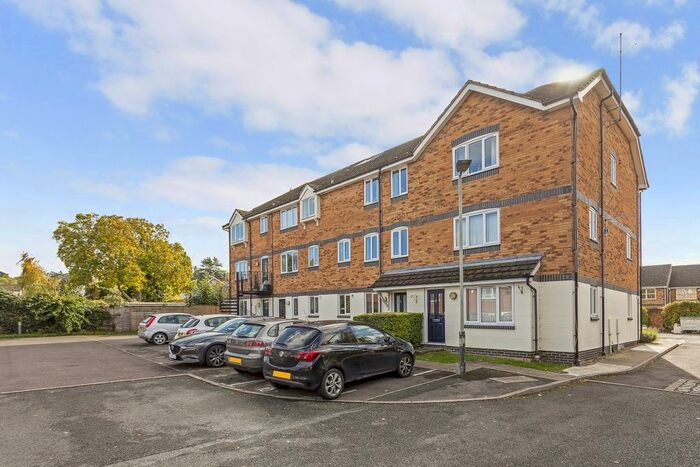 1 Bedroom Flat To Rent In Hopwood Grove, Cheltenham, GL52