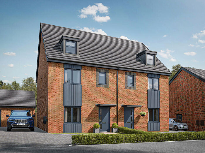 4 Bedroom Semi-Detached House For Sale In Dereham Road, Easton, NR9