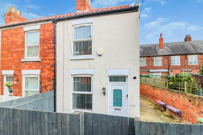 2 Bedroom House To Rent In Hearfield Terrace, Eastgate, HU13