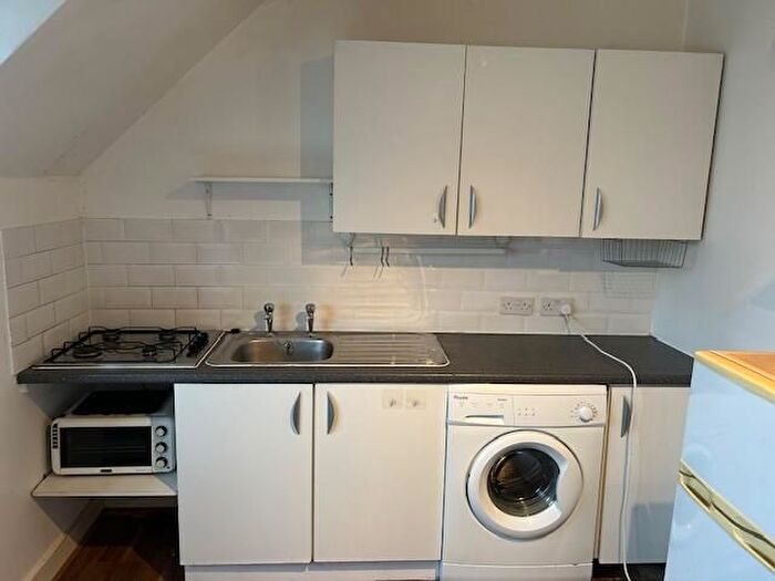Studio To Rent In Ribblesdale Road, SW16