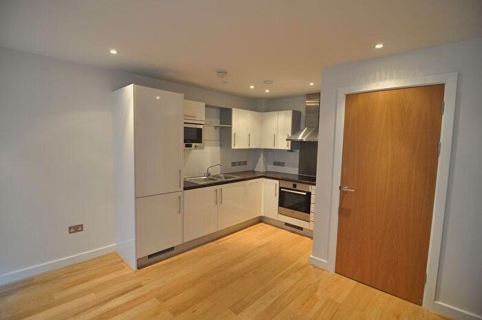 Apartment To Rent In Central Quay North, Broad Quay, BS1