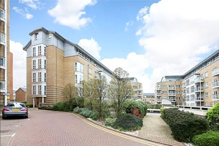 1 Bedroom Flat To Rent In St. Davids Square, London, E14