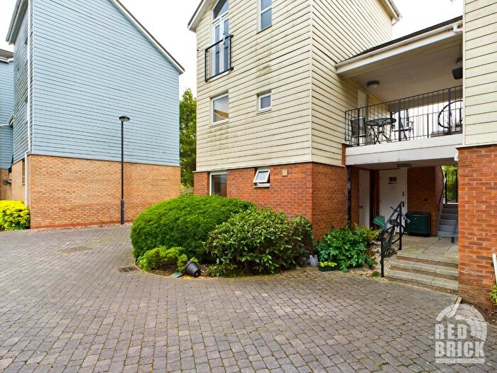 1 Bedroom Flat To Rent In Follager Road, Rugby, CV21