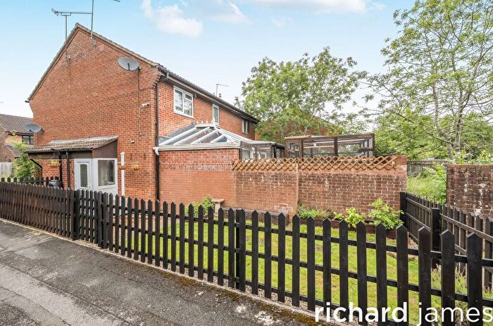 1 Bedroom Terraced House For Sale In Risingham Mead, Westlea, Swindon, SN5