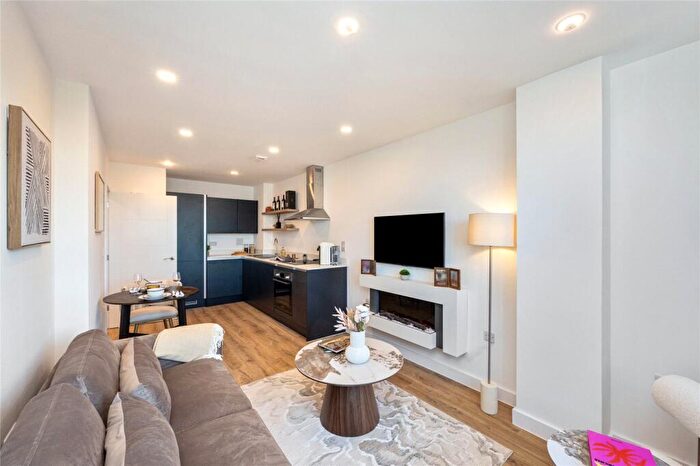 2 Bedroom Penthouse For Sale In Davigdor Road, Hove, East Sussex, BN3