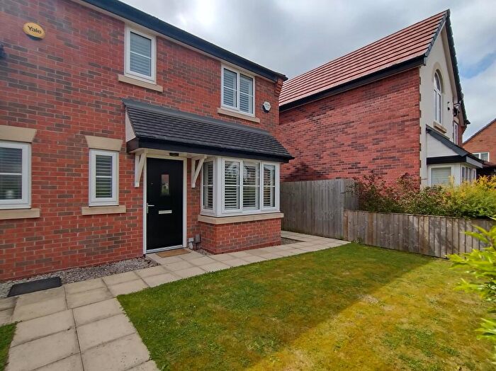 3 Bedroom Semi-Detached House To Rent In Gilbert Close, Formby, Liverpool, Merseyside., L37