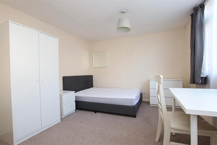 4 Bedroom House To Rent In Redland Park, Bath, BA2