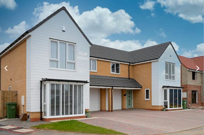 3 Bedroom Semi-Detached House For Sale In Coastview Close, Hartlepool, TS24