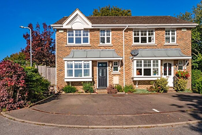 3 Bedroom Semi-Detached House For Sale In Pellings Farm Close, Crowborough, East Sussex, TN6