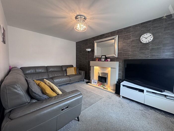 4 Bedroom Detached House For Sale In Somerton Drive, Marston Green, Birmingham, West Midlands, B37