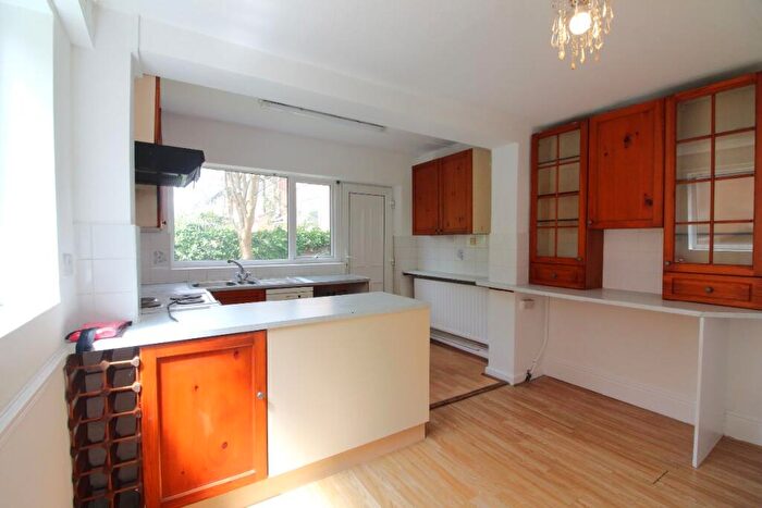2 Bedroom Flat To Rent In Flat, St. Albans Road, Nottingham, NG6