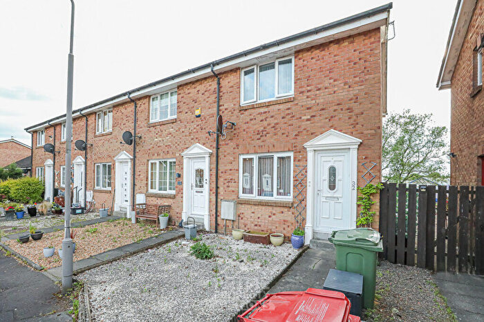 2 Bedroom End Of Terrace House For Sale In Ewing Avenue, Falkirk, FK2