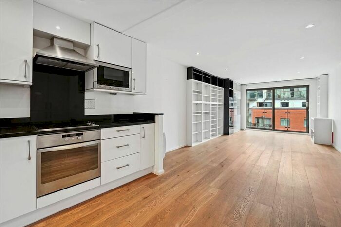 2 Bedroom Flat To Rent In Dolben Court, Montaigne Close, Westminster, London, SW1P