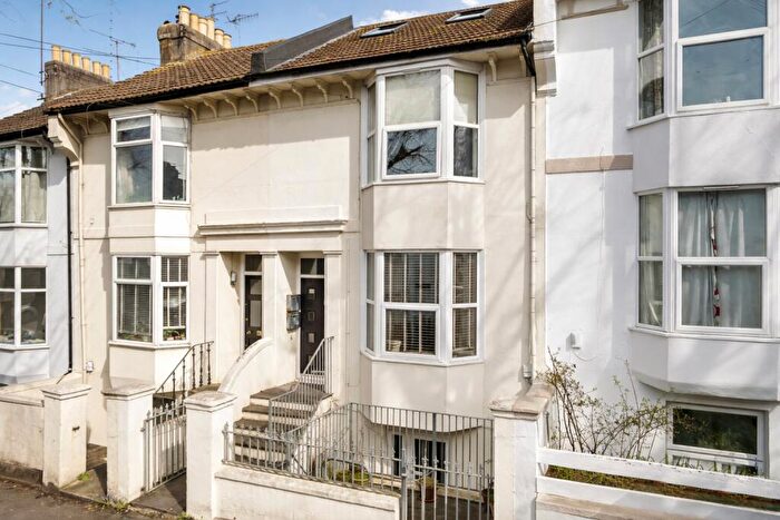2 Bedroom Maisonette For Sale In Franklin Road, Brighton, East Sussex, BN2